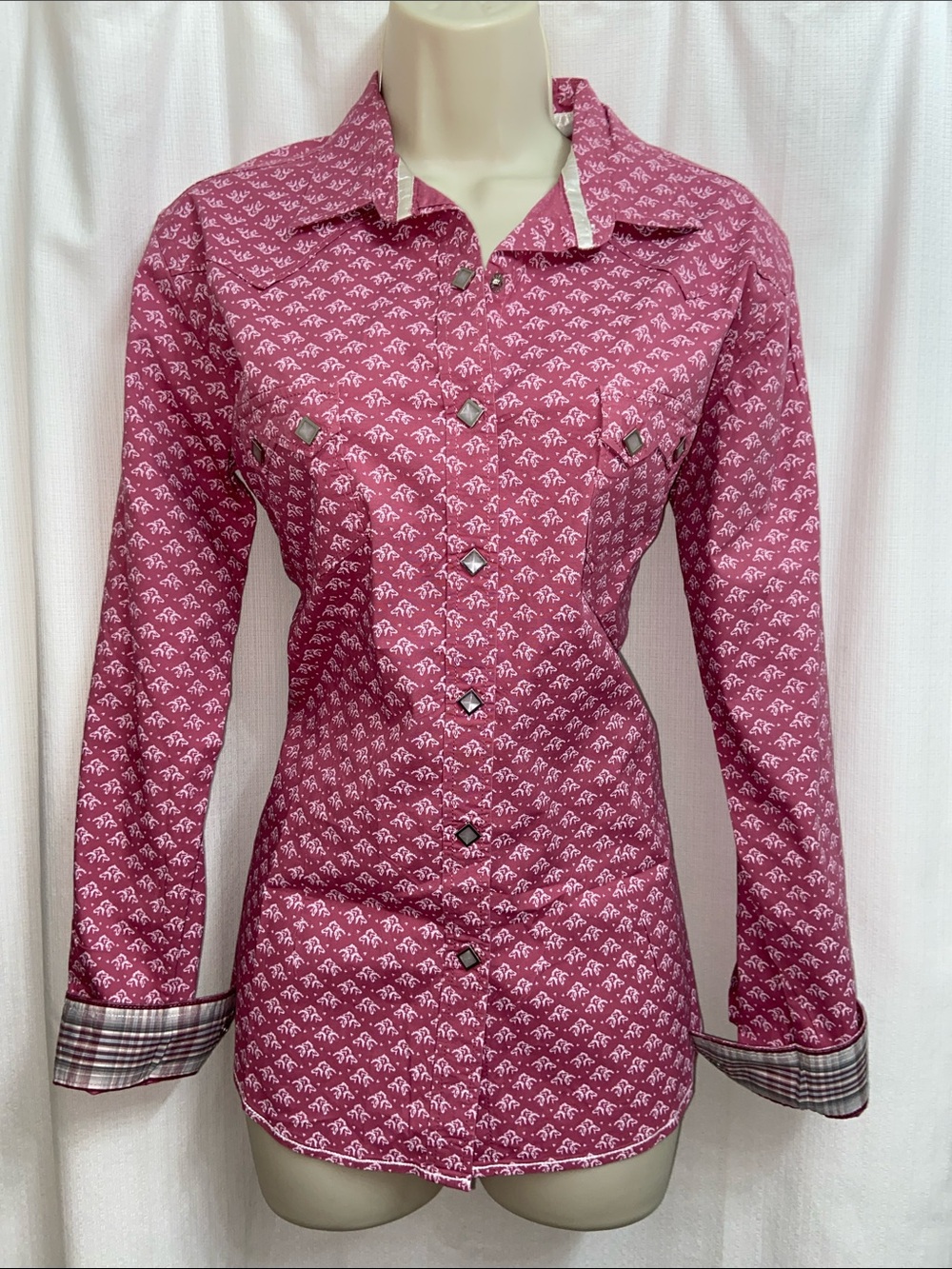 Panhandle Western Pearl Snap Cotton Shirt in Mauve Pink Horse Print